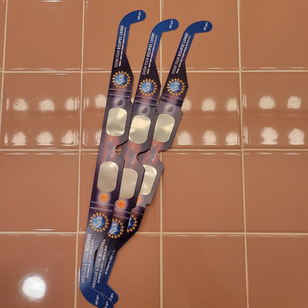 3 Eclipse Glasses